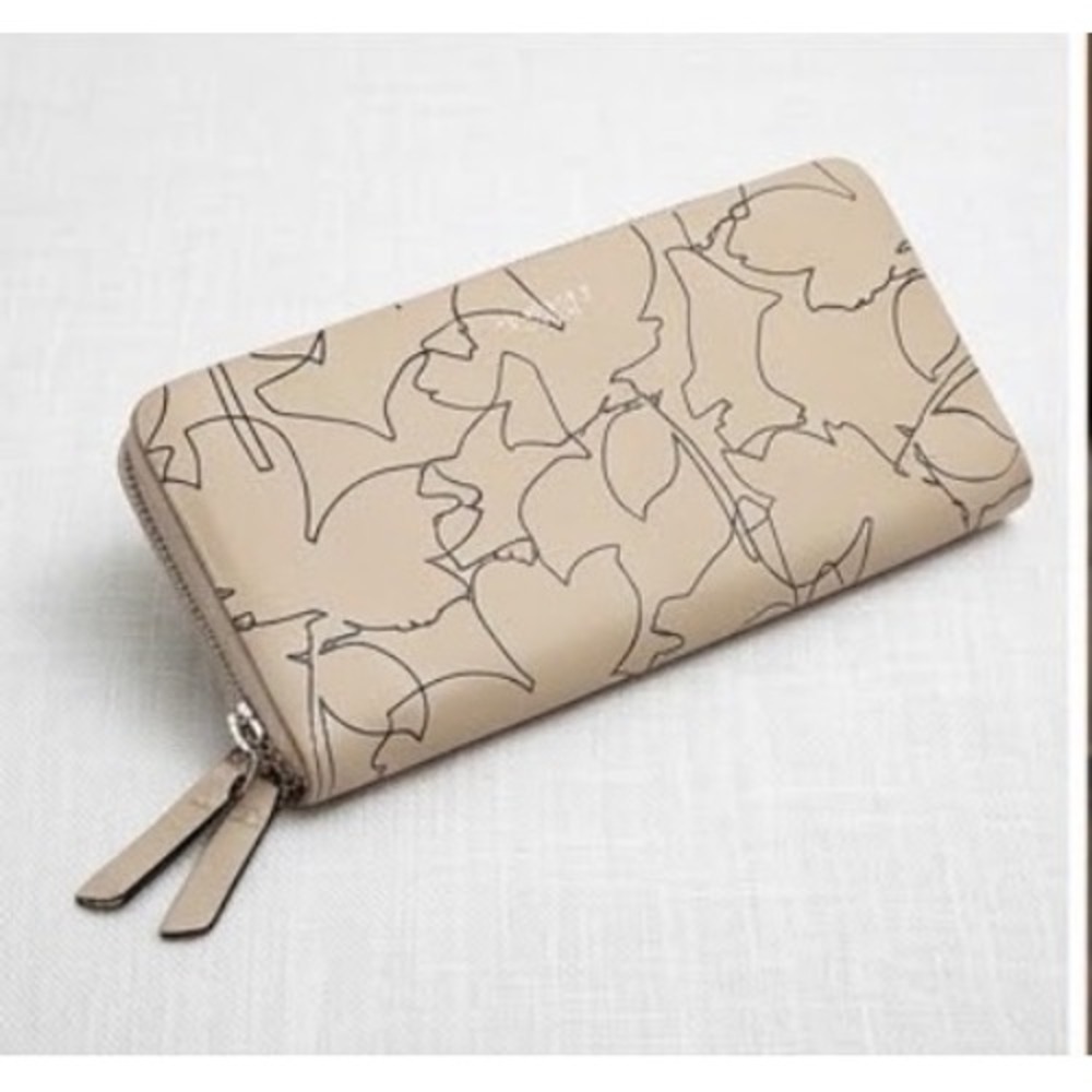 Radley‎ London Leather Zip Around Wallet Taupe Scottie Dog Line Art Print